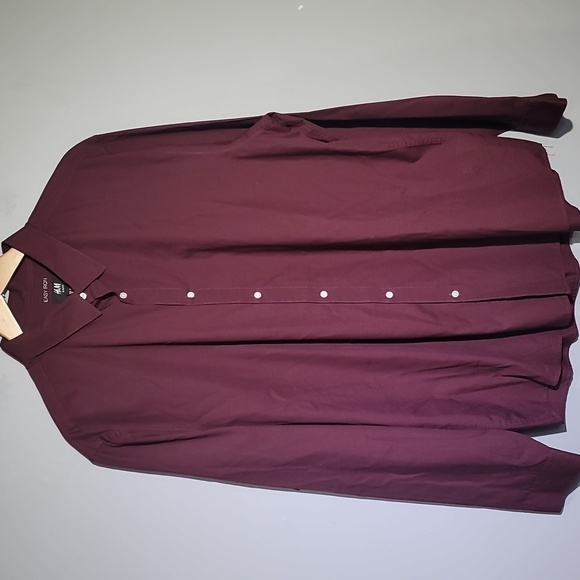 H&M Easy Iron Slim Fit Big & Tall Men's Button Down Shirt. - Picture 1 of 8